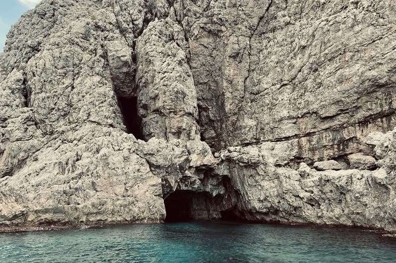 Tour in barca privato a Levanzo e Marettimo da Trapani 4