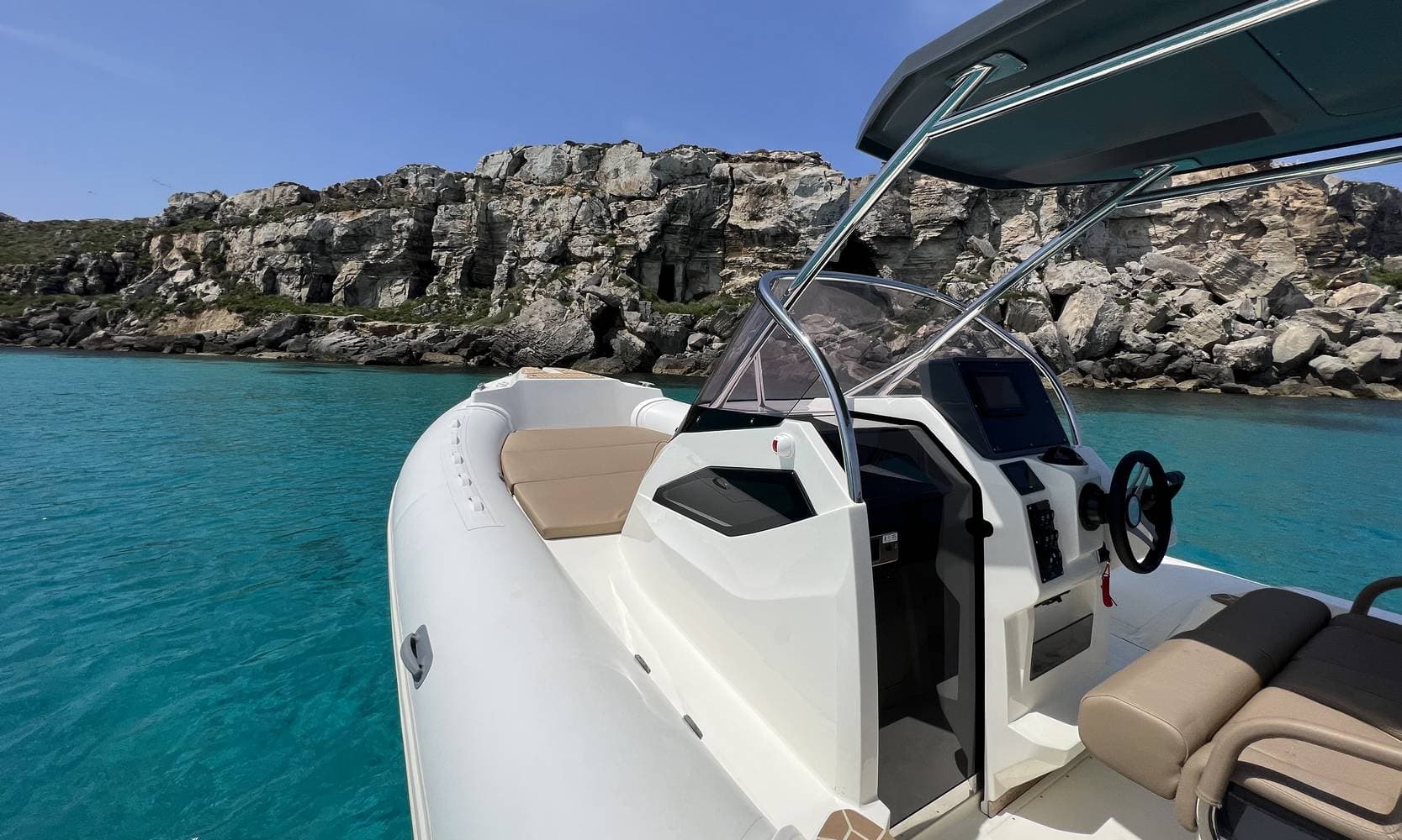 Tour in barca Privato a Favignana e Levanzo, Capelli 1000 – da Trapani 5