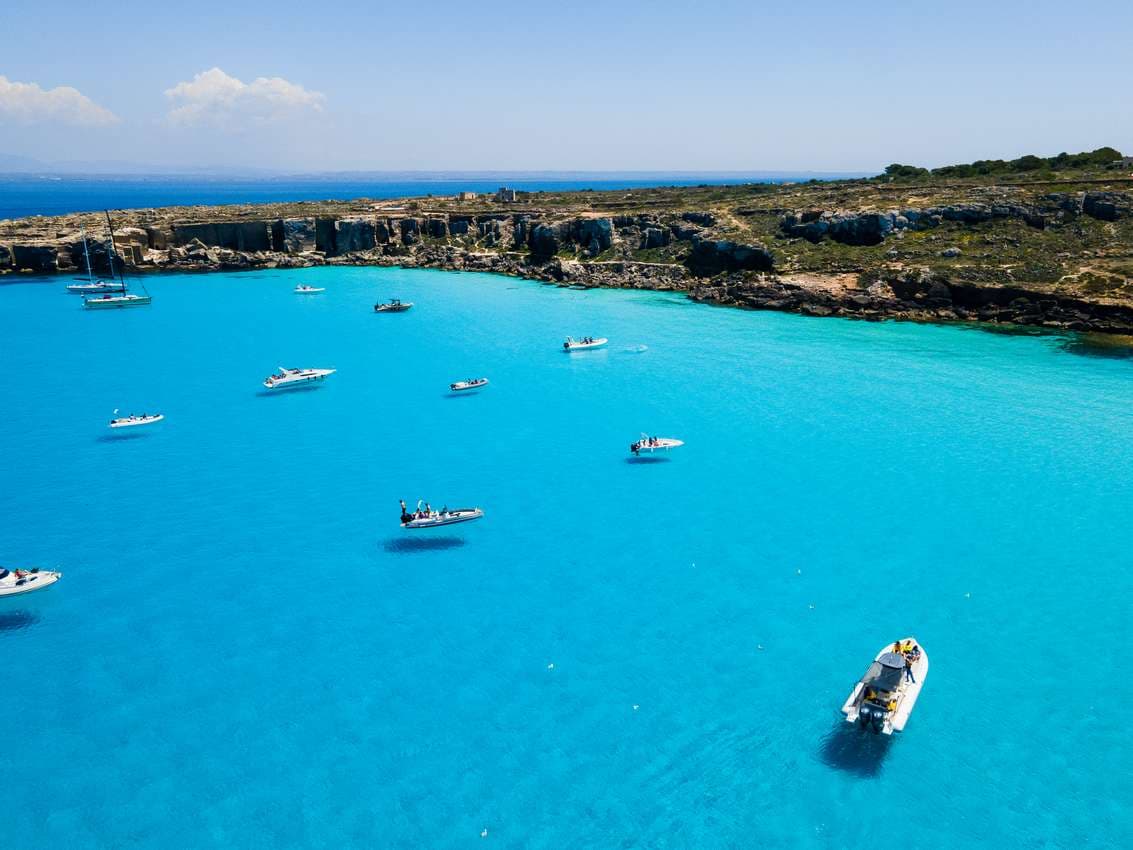 Cala Rossa e Scalo Cavallo – tra le spiagge più iconiche di Favignana